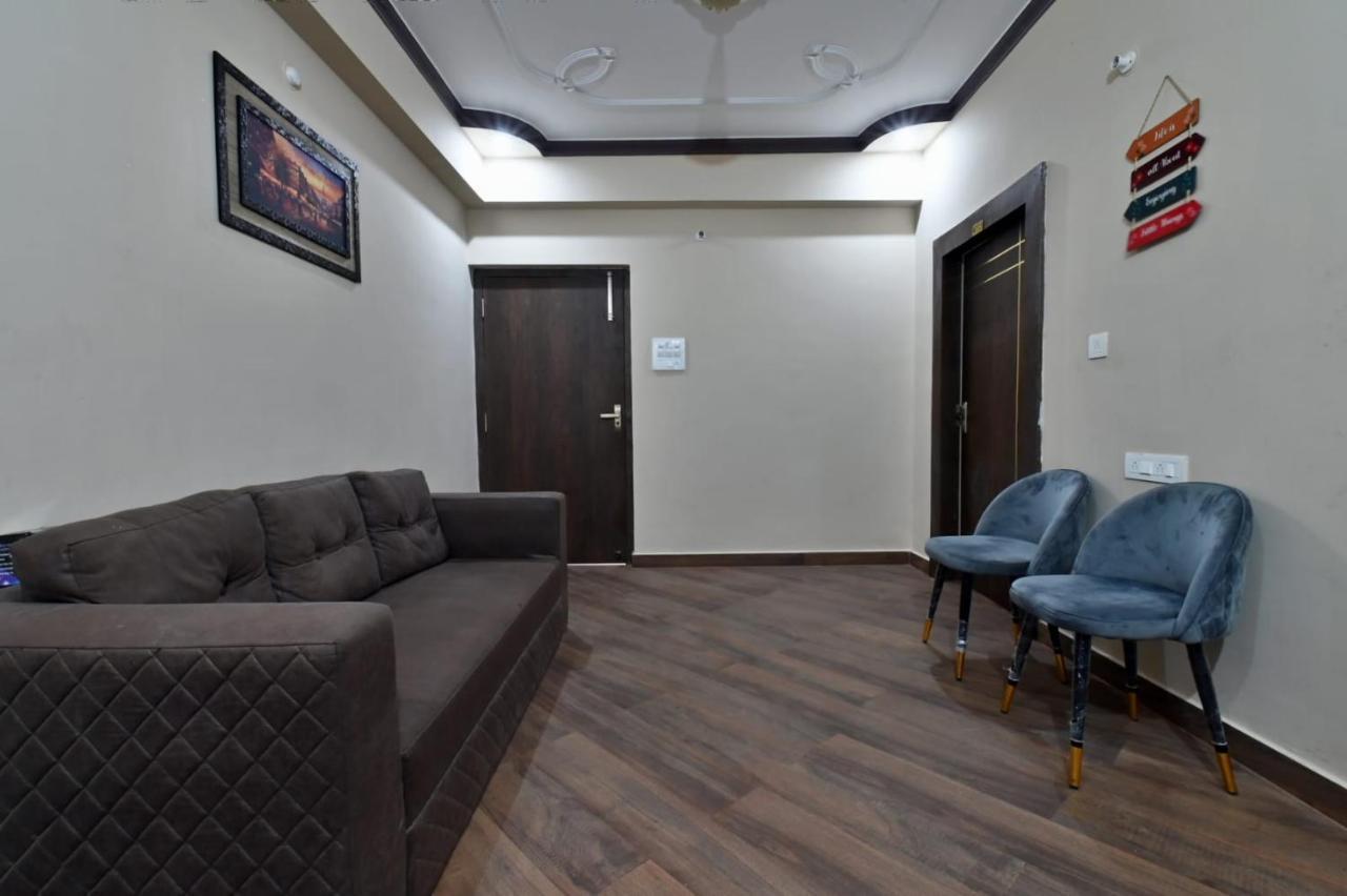 Hotel Lilac Doors Patna  Bagian luar foto
